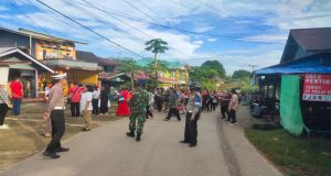Polsek Menyuke Kerahkan Anggota Demi Pengawalan Kebaktian Jalan Salib