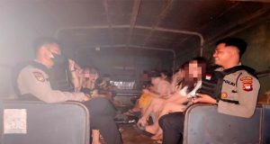Razia Pekat, Polres Ketapang Amankan Puluhan Wanita Pelayan Café Tempat Hiburan Malam