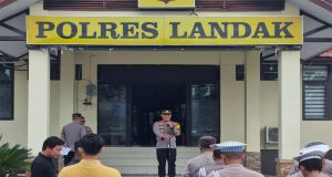 Operasi Ketupat, Karendal Ops Berikan Arahan Kepada Personel Agar Berikan Pelayanan Kepada Masyarakat Dengan Baik