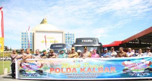 Kapolda Kalbar Bersama Forkopimda Kalbar Melepas Mudik Gratis Khatulistiwa 2024