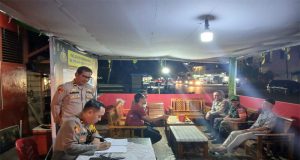 Wakapolres Singkawang Kompol Tri Prasetyo, S.I.K., M.H. Lakukan Supervisi di Pos Pengamanan Lebaran