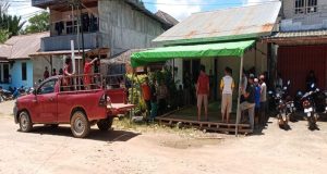 Wujud Kepedulian, Babinsa Koramil Koramil 1204-09/Toba Hadiri Pemakaman Warga Binaannya