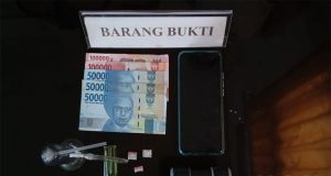 Dua Pria Jaringan Pengedar Ditangkap Usai Pesta Sabu di Tanjung Raya