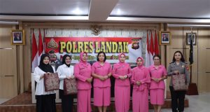 Sidang BP4R Di Aula BKPM, Ini Pesan Dari Waka Polres Landak Kepada Tiga Calon Pasangan