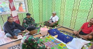 Membantu proses evakuasi pemakaman, Satgas Pamtas RI-Malaysia Yonarmed 16/TK membantu proses evakuasi pemakaman masyarakat perbatasan