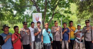 Kapolsek Gilimanuk Bertatap Muka dengan Kelompok Ojek Lewat Program Jum’at Curhat