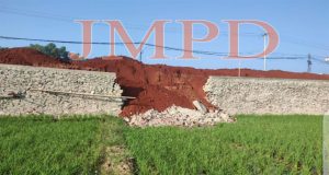 LSM JMPD Soroti Jalan Pembatas Karawang – Bekasi yang Ambrol