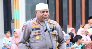 Kapolda Papua Bagikan Hewan Qurban di Kabupaten Nabire