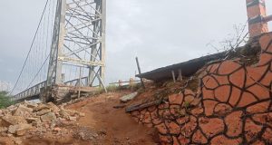 Lagi-lagi Jembatan Lagi-lagi Jembatan Gantung Durian Sebatang Telan Korban, LP-KPK Minta APH Usut PelaksanaGantung Durian Sebatang Telan Korban, LP-KPK Minta APH Usut Pelaksana