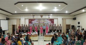 Serentak dengan Alumni AKABRI 94, Polres Bengkayang Gelar Bakti Sosial dan Bakti Kesehatan Peduli Stunting
