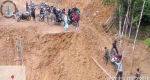 Polres Melawi Sigap Atasi Kejadian Tanah Longsor Diakibatkan Intensitas Curah Hujan