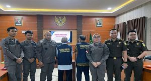 Korupsi di Indragiri Hilir: Eks Direktur BPR Gemilang dan Dua Mantan Kades Jadi Tersangka