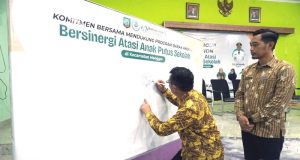 Camat Manggar Gagas Program “Anak Angkat Putus Sekolah”