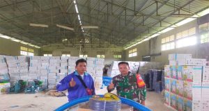 Babinsa Koramil 1209-06/Ledo Dampingi Penyerahan Bantuan Pompa Pertanian