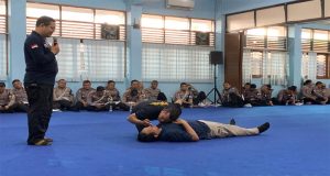 Pelatihan Bantuan Hidup Dasar bagi Personel Satgas Operasi Patuh Progo 2024 oleh Direktorat Lalu Lintas Polda DIY