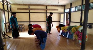 Satgas Yonzipur 5/ABW Membangun Generasi Qur’an di Daerah Perbatasan