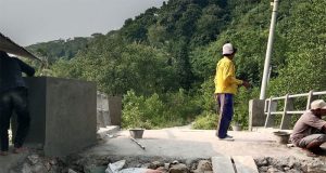 Akhirnya Muara Buaya Di Bangun Jembatan Yang penghubung Antar Dusun