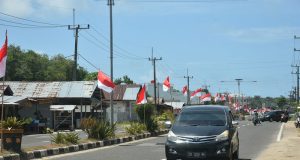 Kesbangpol Beltim Pasang 800 Bendera Merah Putih