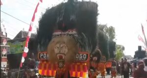 Lurah pandean apresiasi kekompakan warga dalam meriahkan bersih kelurahan