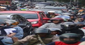 Terjadi Kemacetan Parah !! Pengguna Jalan Himbau Kepada Pemerintahan KBB Mencari Solusi Jalan Alternatif