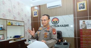 Satgas Humas OMP Kapuas Polda Kalbar Gencar Sosialisasi Anti Hoaks dalam Tahapan Pengamanan Penelitian Berkas Bacalon Pilkada Serentak Kalbar 2024