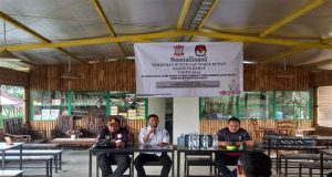 Sosialisasi Pemilihan Bupati Dan Wakil Bupati Bandung Barat Tahun 2024 Laksanakan Rumah saung Parahyangan Sodong Cijumbleung desa Cipendeuy