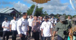 PJ Gubernur Babel Tinjau Pembangunan Rumah Layak Huni Di Kabupaten Belitung Timur