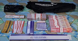 Bareskrim Gerebek Lokasi Percetakan Uang Palsu