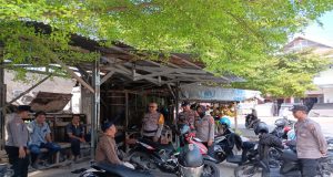 Rutinkan Sambangi Warga, Polda Sulteng Ajak Ciptakan Pilkada Damai 2024