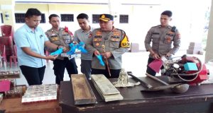 Konferensi Pers Polres Beltim, Terkait Kasus Peleburan Timah Ilegal Dan Kasus Pencurian
