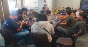 Satgas Humas OMP Kapuas 2024 Laksanakan Silaturahmi Ngopi Bareng Awak Media Untuk Meminimalisir Dan Menangkal Berita Hoaks