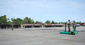 TNI-Polri Gelar Apel Siaga Amankan Pemilukada Papua Tengah, Fokus Pada Potensi Gangguan Keamanan
