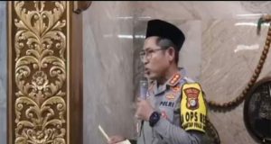 Kapolres Metro Jakarta Utara Menjadi Imam Shalat Jum’at di Masjid Al Alam Cilincing