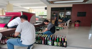 Ribuan Botol Miras Berbagai Merek Berhasil Di Amankan Direskrimsus Polda DIY