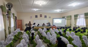 Polres Beltim Sosialisasikan Anti Bullying/Perundungan kepada Siswa & Siswi SMP N 1 Manggar