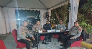 Polda Sulteng Back Up Pengamanan Debat Publik Perdana Kabupaten Banggai Laut