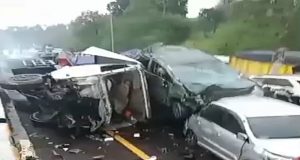 Diduga Kecelakaan Beruntun di Tol Cipularang Akibat Sebuah Truk Mengalami Rem Blong
