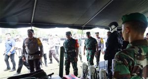 Pangdam XII/Tpr Bersama Kapolda Kalteng Pimpin Apel Kesiapan Pengamanan Pilkada Serentak