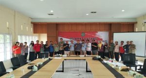 Rapat Dewan Pengupahan Kota Singkawang Dalam Rangka Menetapkan Upah Minimum Kota dan Upah minimum Sektoral Kota Singkawang Tahun 2025