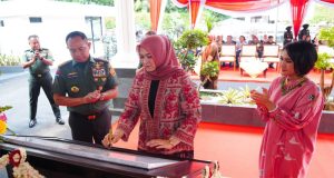 Panglima TNI Bersama Ketum Dharma Pertiwi Resmikan Kantor Dharma Pertiwi di Menteng