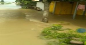 Sempat Beroperasi Sehari Rel Kereta Api Di Timur Stasiun Gubug kembali Jebol Diterjang Banjir