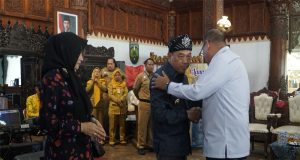 Pj Bupati Edy Supriyanto Pamitan Di Pendopo RA Kartini