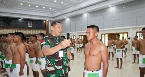 Pangdam XII/Tpr Pimpin Sidang Pemilihan Calon Tamtama PK TNI AD Gel. I TA 2025 Panda Pontianak