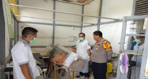 Cepat Tanggap, Polres Ketapang Bantu Evakuasi Korban Kecelakaan Tunggal Di Matan Hilir Selatan