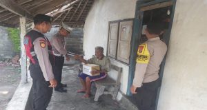 Minggu Kasih, Polsek Kawasan Pelabuhan Gilimanuk Sasar Warga Yang Mengalami Stroke