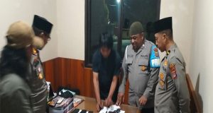 Air Soft Gun, Magasen dan Puluhan Amunisi Diserahkan Warga Poso Kepada Satgas Madago Raya