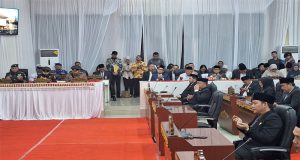 DPRD Tanggamus Gelar Paripurna Istimewa Sambutan Perdana Bupati Periode 2025-2030