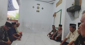 Takjil Untuk Anak Santri TPQ Raudhatul Qur’an Oleh Kapolsek Gilimanuk