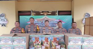 Polri Untuk Masyarakat, Polres Ketapang Gelar Bazar dan Baksos Ramadhan