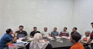 Penyerahan 9 (Sembilan) Tersangka Dan Barang Bukti Dari Penyidik Ke Penuntut Umum Kejari Beltim, Dalam Kasus Tindak Pidana Pertambangan Ilegal